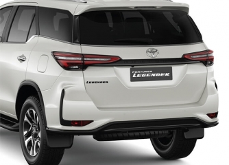 FORTUNER LEGENDER 2.4AT 4X2 -  Đuôi xe
