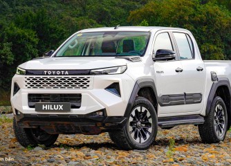 HILUX TRAILHUNTER 2.8 4x4 AT -  Cụm cản trước