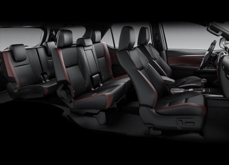 FORTUNER LEGENDER 2.4AT 4X2 -  Thiết kế tiện nghi