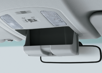 FORTUNER LEGENDER 2.4AT 4X2 -  Ngăn đựng mắt kính