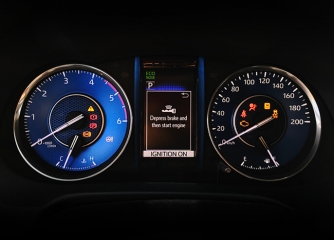 FORTUNER 2.4AT 4X2 -  Bảng đồng hồ táp lô