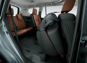 INNOVA E 2.0MT -  Điều chỉnh ở hàng ghế thứ 2