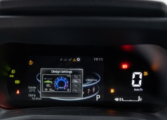 VELOZ CROSS CVT -  Màn hình hiển thị đa thông tin