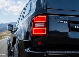 LAND CRUISER PRADO -  Sử dụng công nghệ LED tiên tiến
