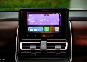 INNOVA CROSS 2.0G -  Màn hình giải trí lên đến 10.1 inch