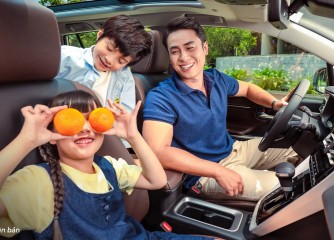INNOVA CROSS 2.0G -  Thiết kế cabin hướng đến sự thuận tiện và kết nối