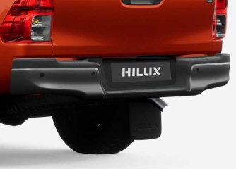 HILUX 2.4L 4X2 AT -  Cản sau