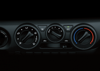 HILUX 2.4L 4X2 AT -  Hệ thống điều hòa