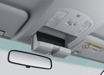 HILUX 2.4L 4X2 AT -  Hộp đựng mắt kính