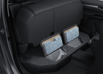 HILUX 2.4L 4X2 AT -  Ngăn đựng vật dụng hàng ghế sau