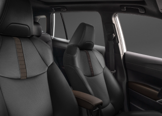 COROLLA CROSS 1.8V -  Ghế bọc da