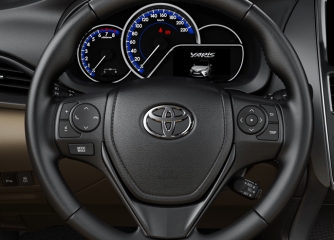 YARIS 1.5G CVT -  Tay lái