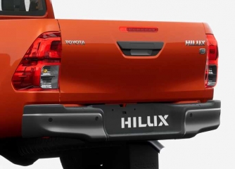 HILUX 2.4L 4X2 AT -  Cụm đèn sau